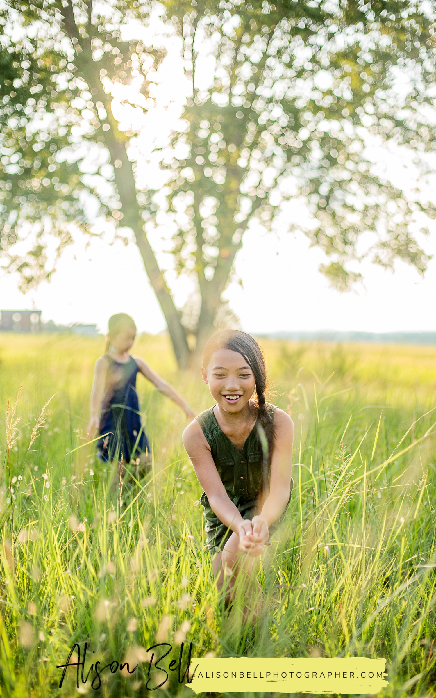 Half Priced mini family session at Manassas Battlefield, Virginia by Alison Bell, Photographer. Family photographer, family photography, Northern Virginia, NOVA, #alisonbellphotog alisonbellphotographer.com