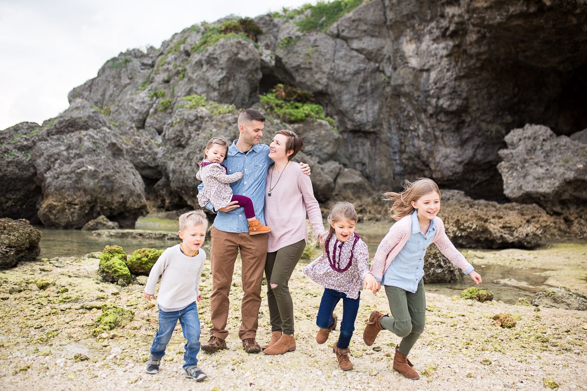 Half Priced family mini session on the beach by Alison Bell, Photographer