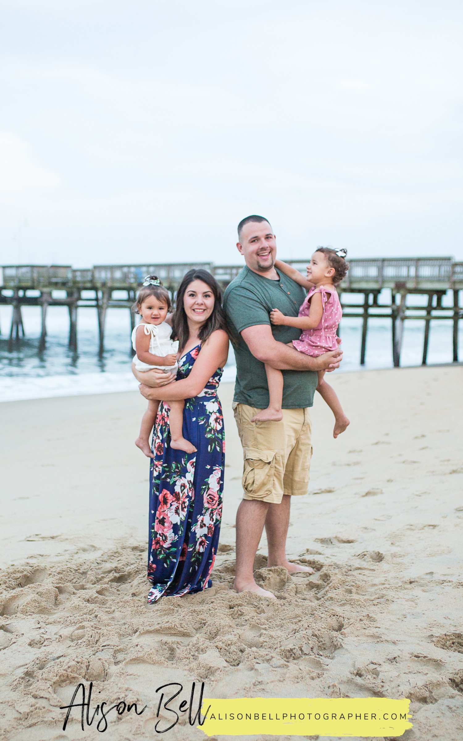 Virginia Beach extended family by alison bell photographer alisonbellphotographer.com