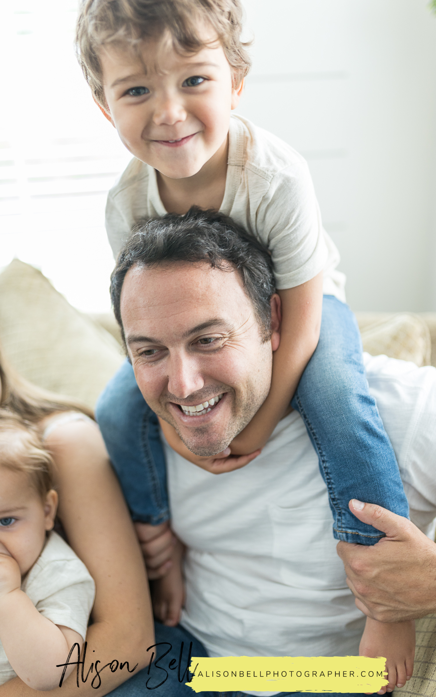 In home family photo session in va beach by alison bell photographer