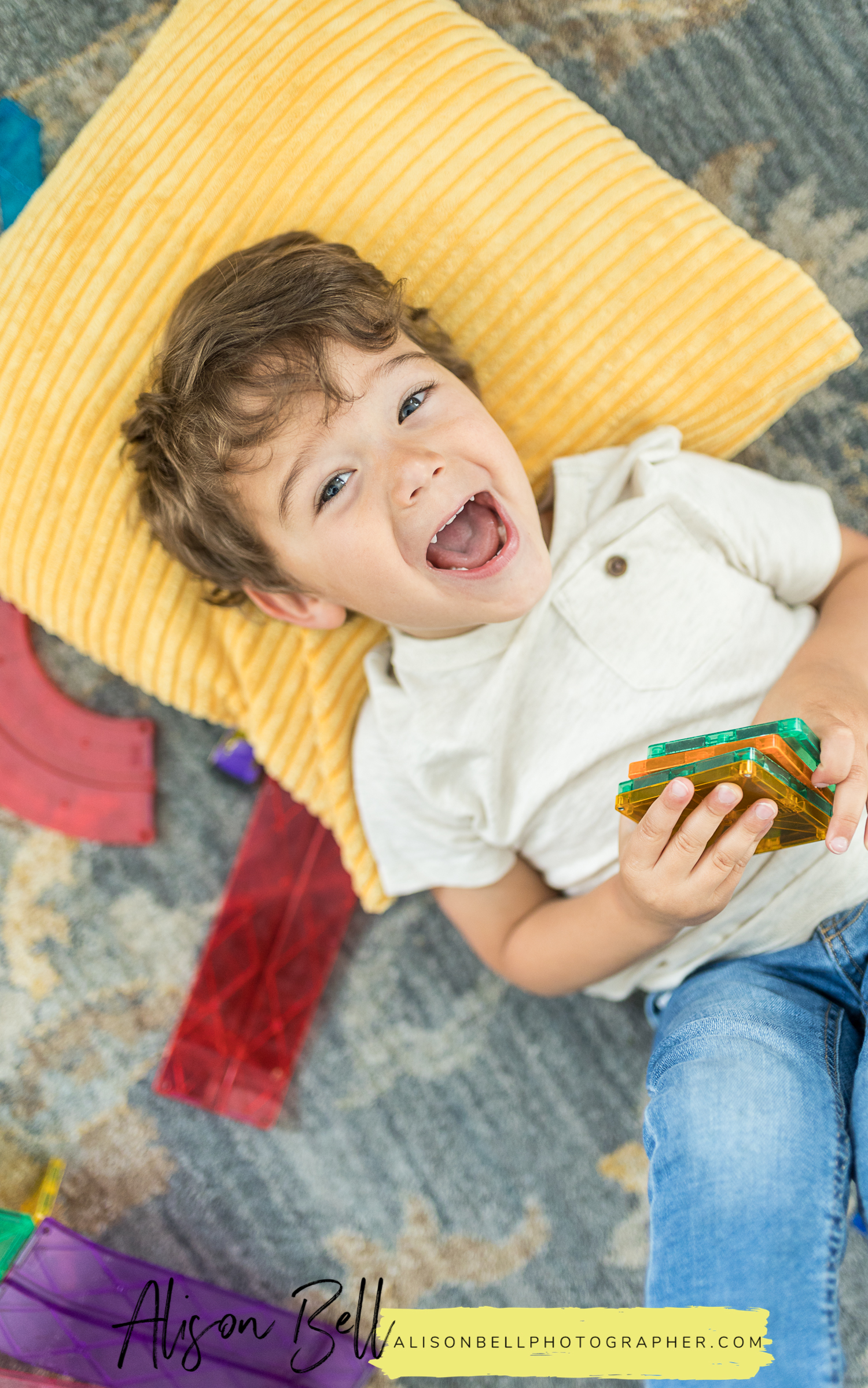 In home family photo session in va beach by alison bell photographer