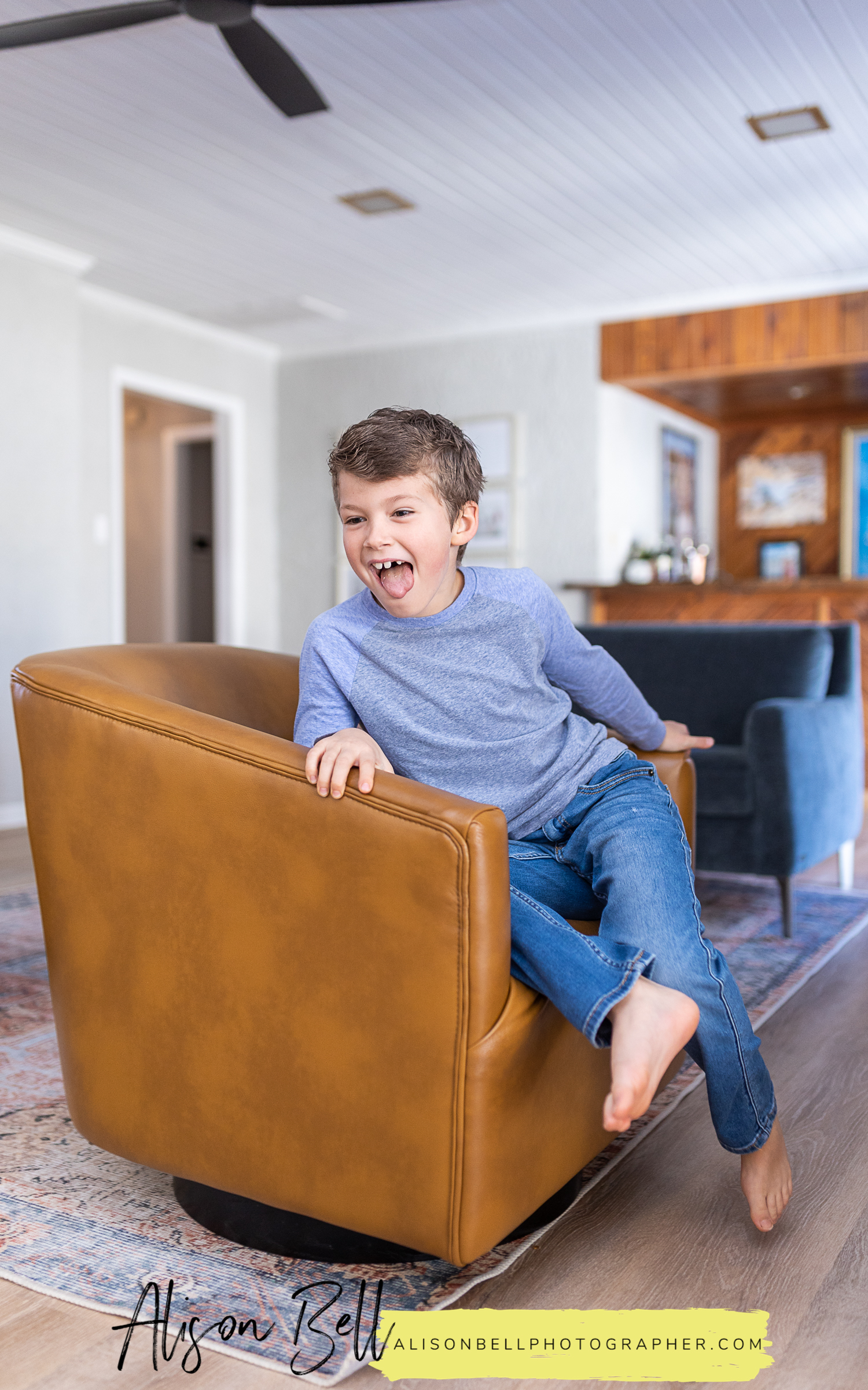 In home family family photos in virginia beach by alison bell photographer