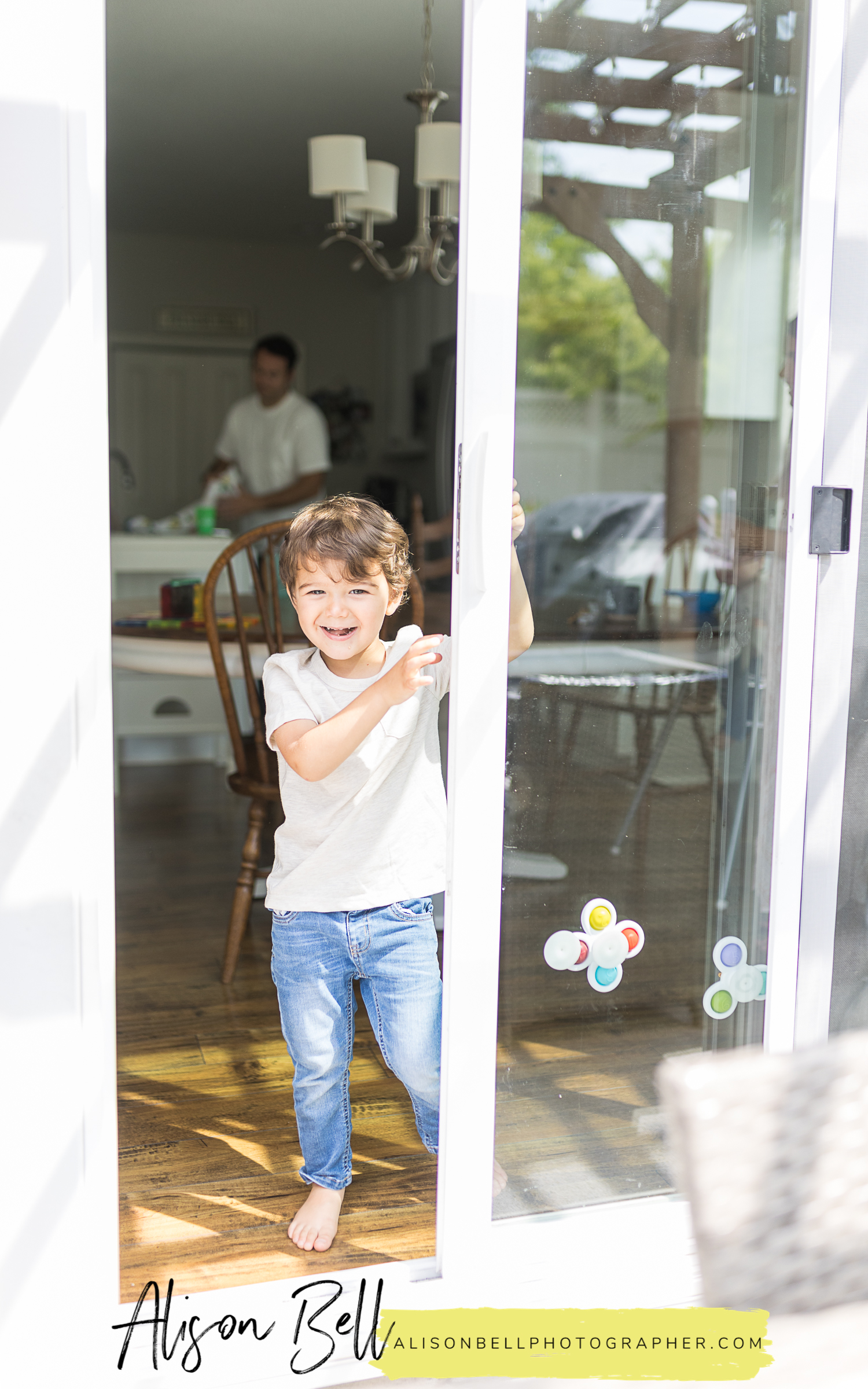 In home family photo session in va beach by alison bell photographer